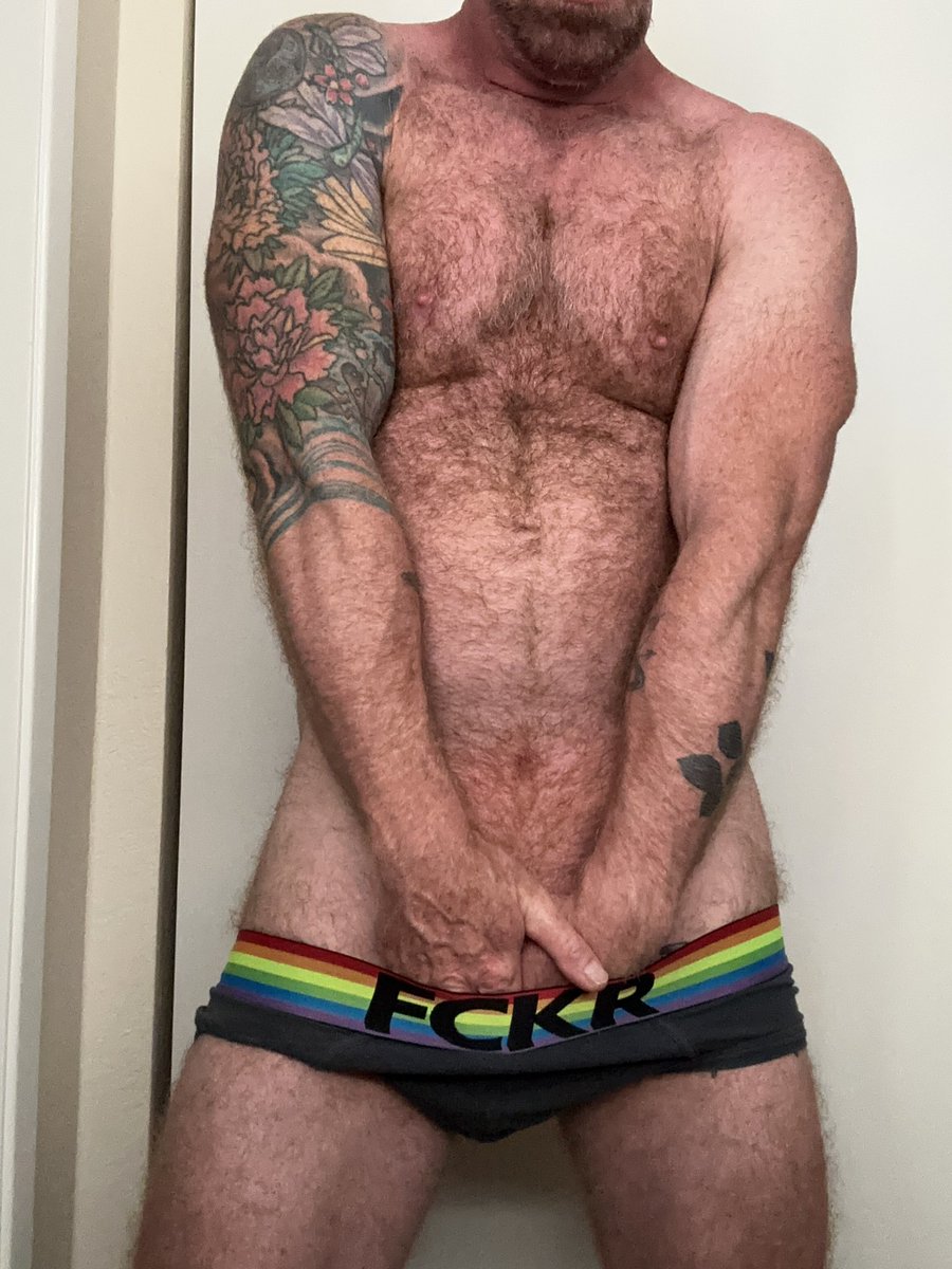 angrydikdik's tweet photo. Back to life, back to reality
#underwear #fcker #pridemonth https://t.co/VfHdjhDLWU
