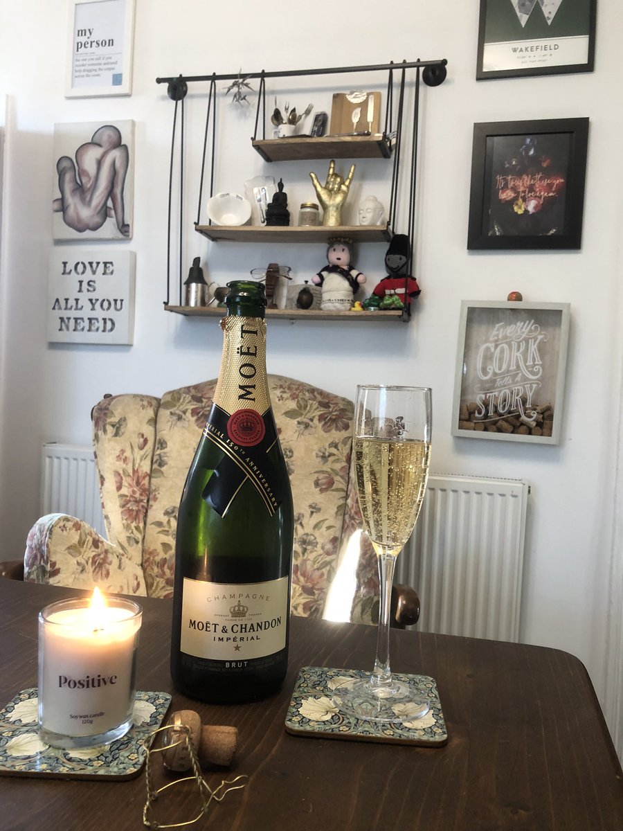 Tracey Jane Austin tweet media