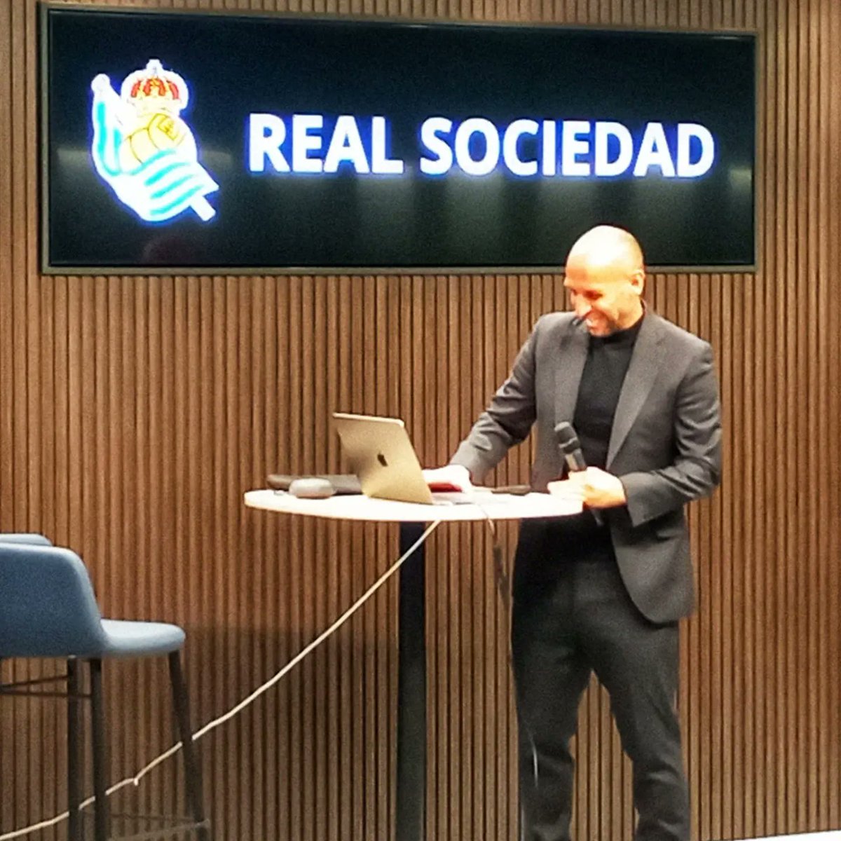 Metodología del Delantero tweet media