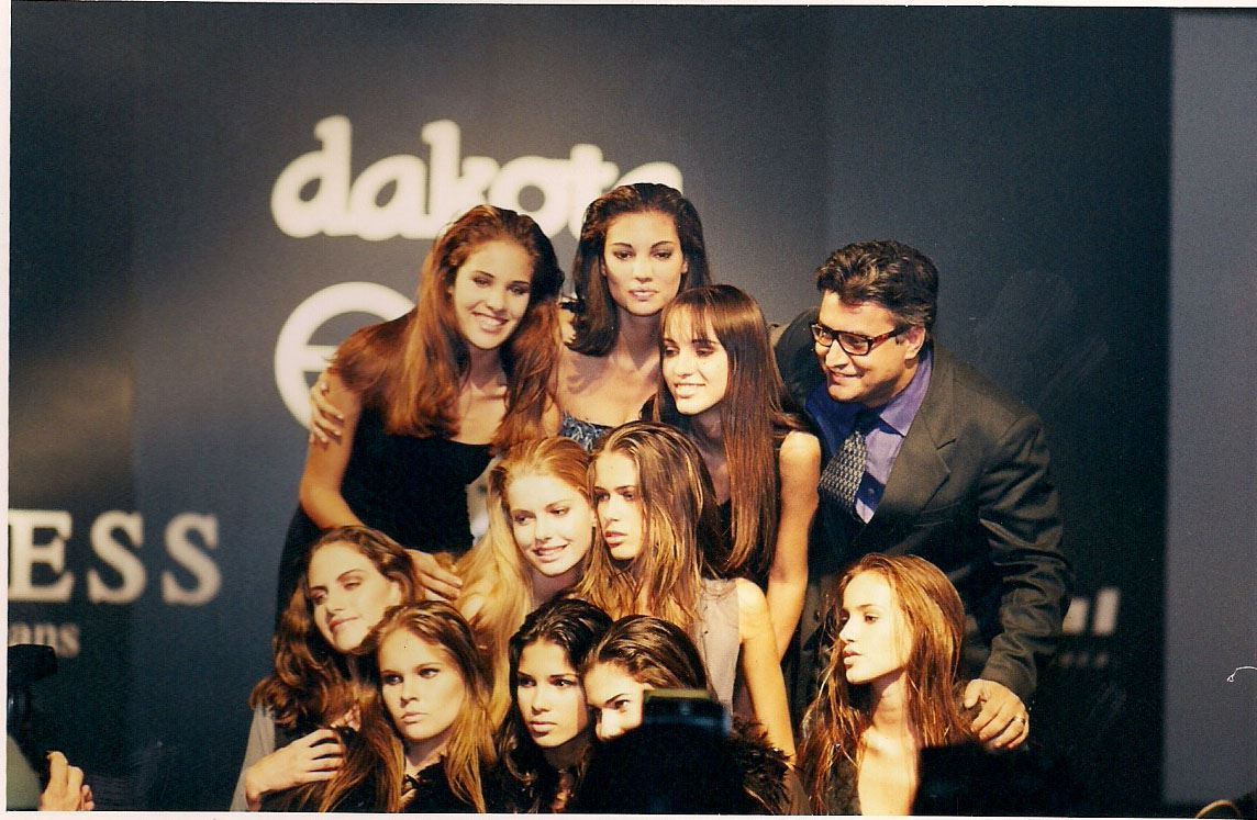 sergiomattos40's tweet image. Saudades do The Look of the Year ... anos 90 #elitemodels