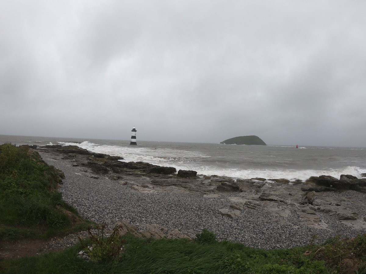 bird_games1's tweet photo. Isle of Anglesey Coastal Walk, May 2024. Photos as i #hike from Beaumaris to #Penmonpoint. https://t.co/KFZZVE0odO