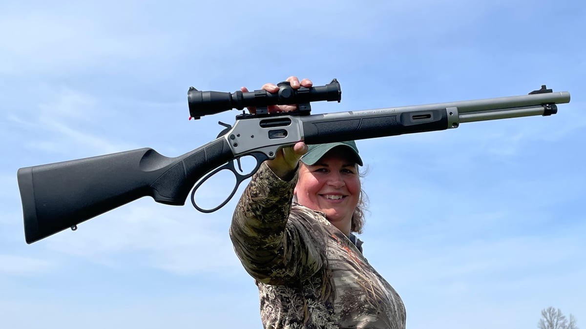 Guns_com's tweet photo. Giddyup, tactical cowboy.

WATCH @Smith_WessonInc 1854 in action  👇https://t.co/mTFK8IIhlt

#gunsdotcom #2A https://t.co/YMbKG7RUcd