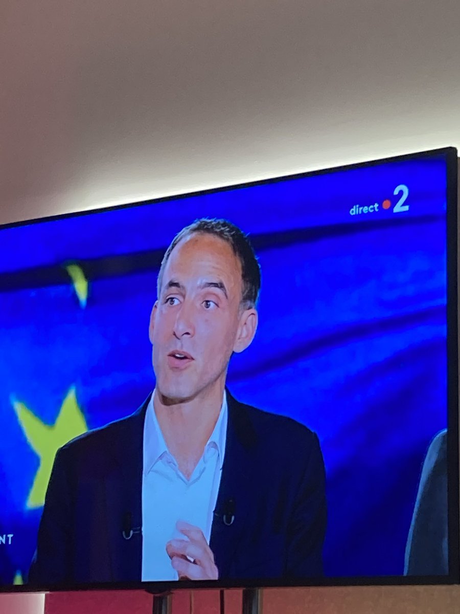 « On a décidé de faire de la question du logement un moment essentiel du début du mandat. Nous proposons un plan Marshall pour le logement, qui permettra de relancer la rénovation thermique des bâtiments ». <a href="/rglucks1/">Raphael Glucksmann</a> 
#LEvenement 
#RéveillerlEurope
#JeVoteGlucksmann