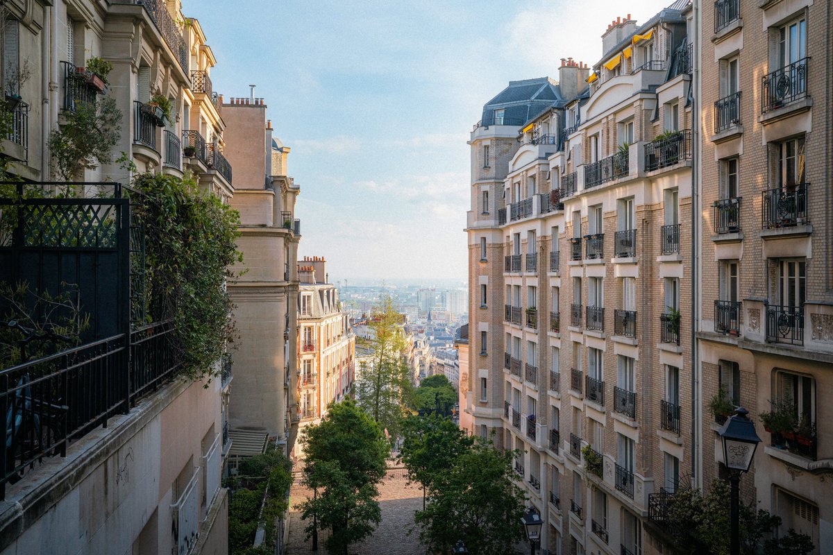 michaelboegl's tweet photo. Strolling through Paris https://t.co/O2lpyPkJ1h