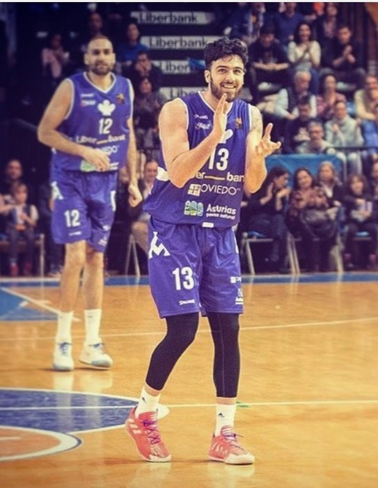 sinecrotma's tweet photo. Hay buena conexión Oviedo-Bilbao al parecer. #Cachopismo
@haraldfrey5 @alexreyesabad @francisalonso10 @ignaciorosa15 @Llorentin #JaviRodriguez https://t.co/7yj43DThka