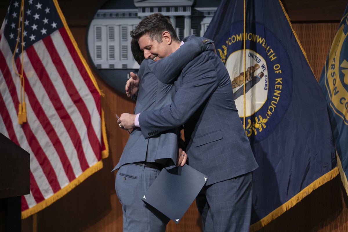 LouisvilleMayor's tweet photo. For this week's Louisvillian Doing Good, I’m proud to recognize Chris Hartman for his incredible work with the Fairness Campaign. Chris, your dedication to making Louisville a welcoming place for everyone is truly inspiring. @FairnessCamp https://t.co/Bn6uR2JxhK