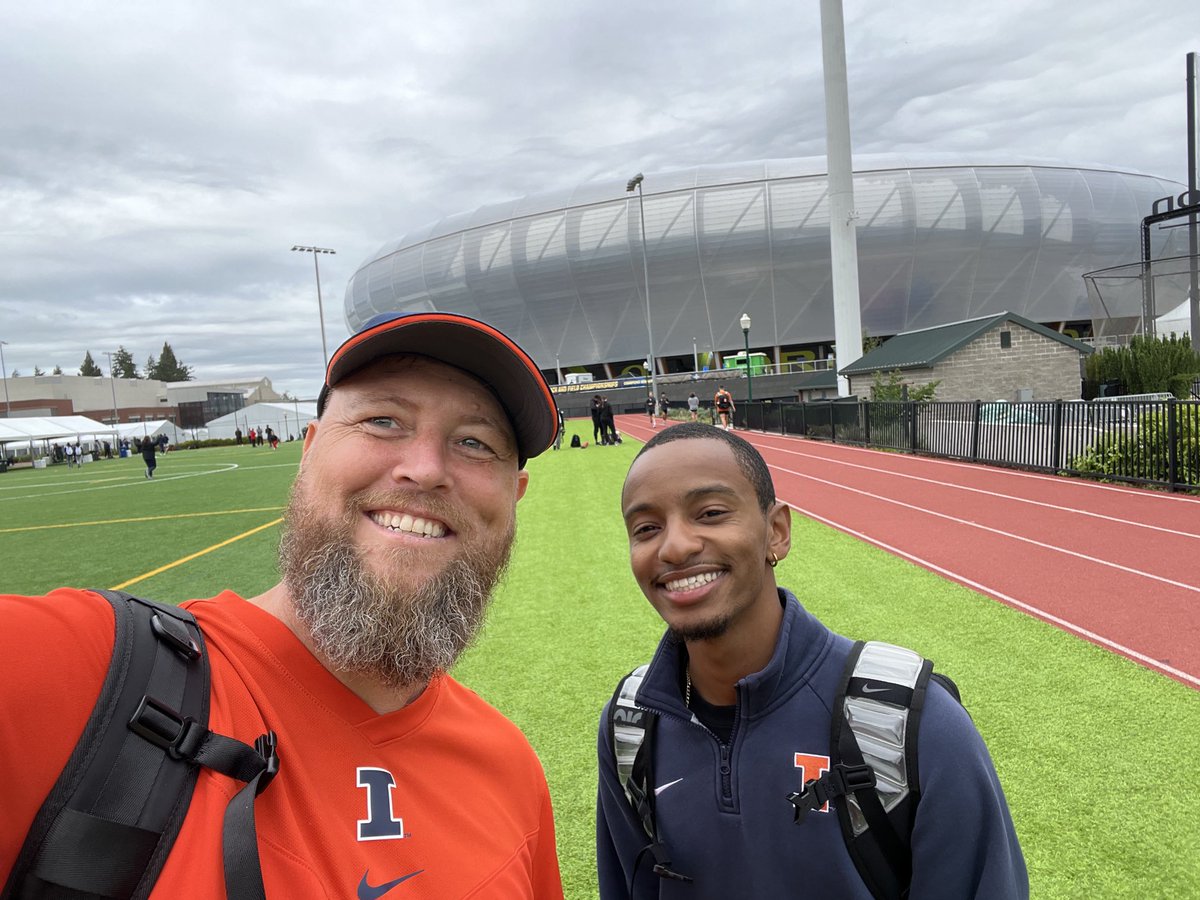 ⁦<a href="/TrackTownUSA/">TrackTown USA</a>⁩ w/⁦<a href="/MarcusTheRunner/">Marcus Ellington</a>⁩ and ⁦<a href="/IlliniAthletics/">Illinois Athletics</a>⁩ day 2 and the final day of practice at NCAA track and field championships. Tomorrow is Game Time! #whynotus
