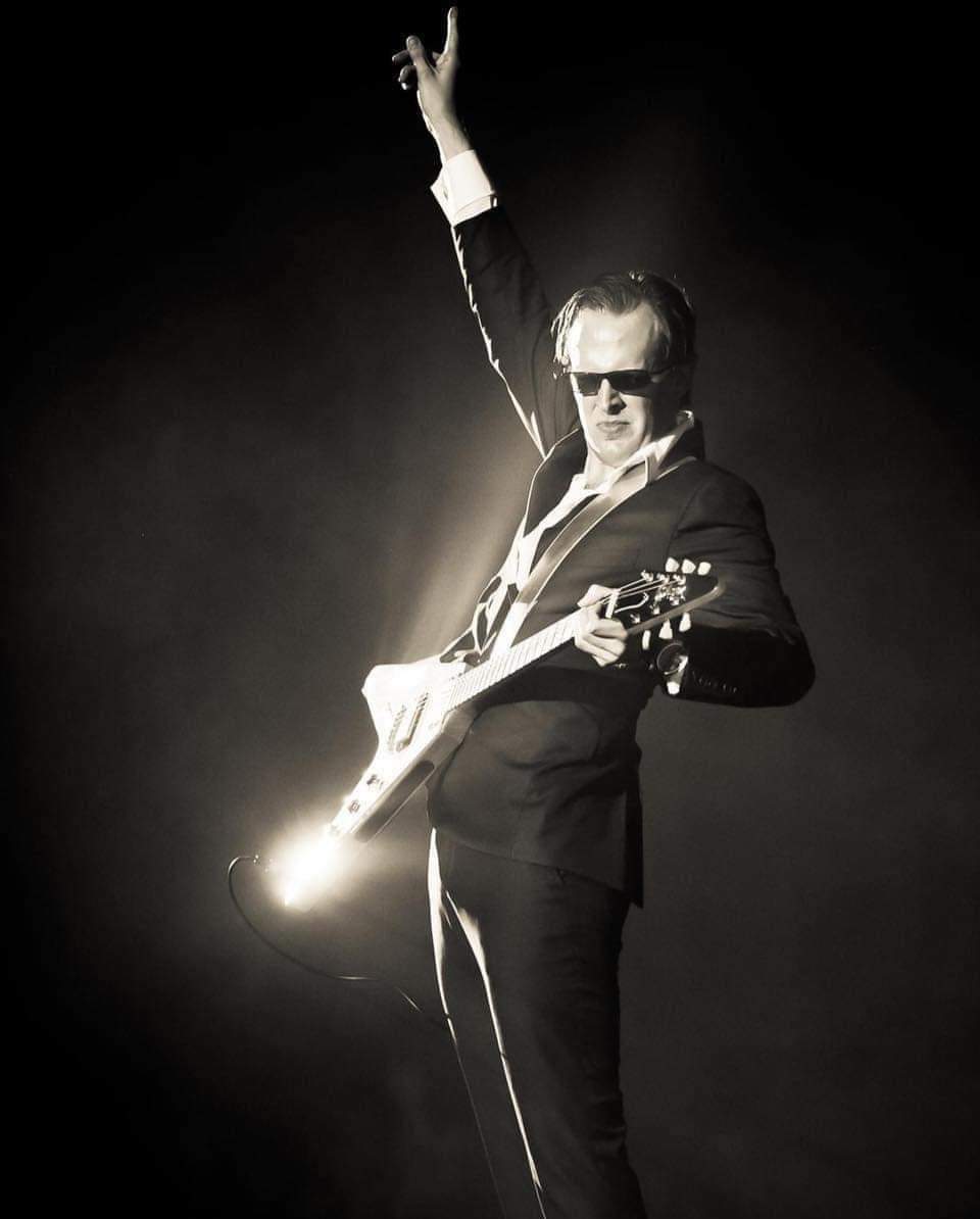 magtwigz's tweet photo. #bonamassa https://t.co/dSxZg4PALt