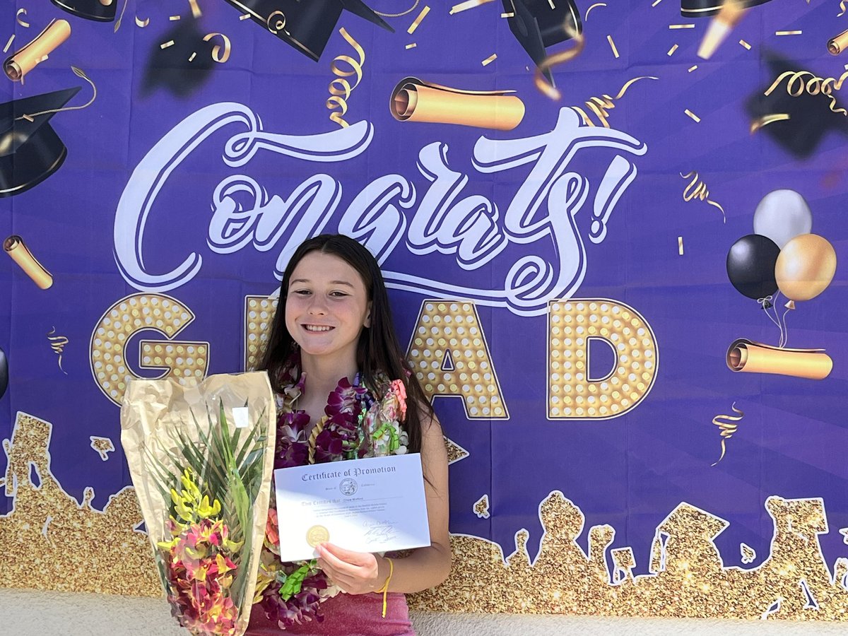 Aline H. Lee tweet media