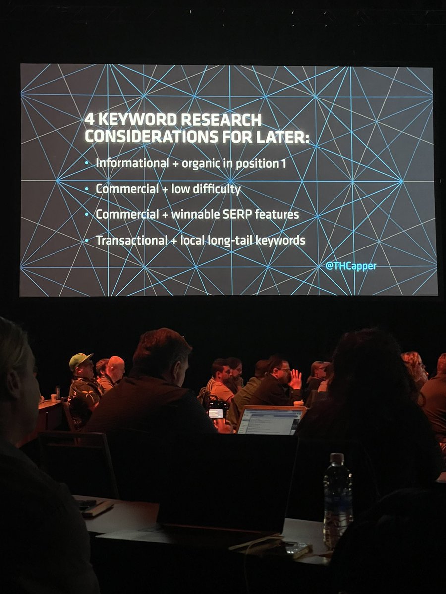 HeyAmyHeath's tweet photo. Tom Capper sorting out the understanding of intent and offering strategies to win based on different SERPs 🔍 @THCapper #mozcon @Moz https://t.co/z48ZammosR