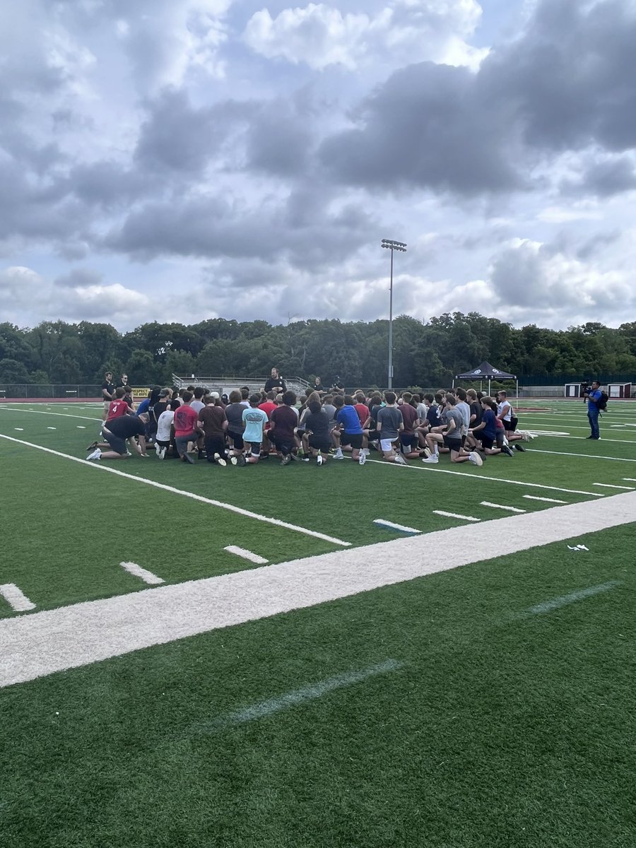 Summit Football tweet media