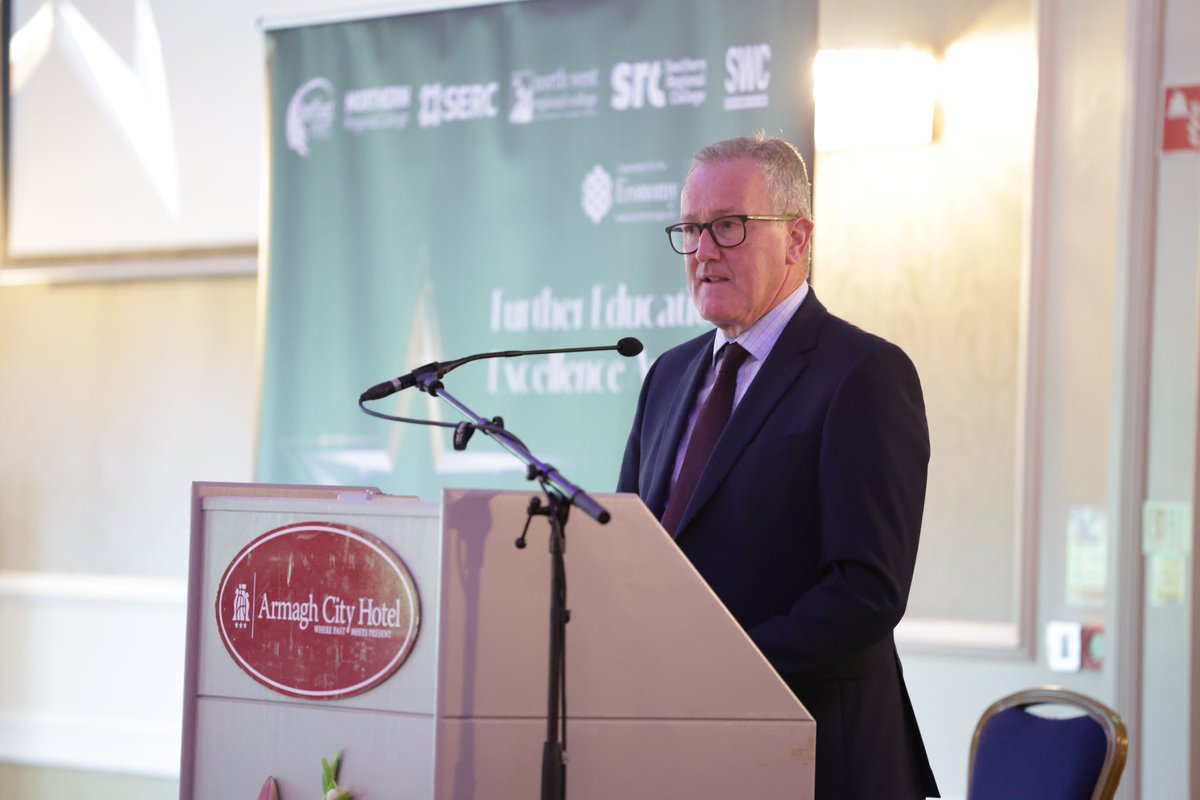 Further_NI's tweet photo. Fabulous to recognise so many of our students and staff at our inaugural Further Education Awards tonight in Armagh. Thank you to the Minister @conormurphysf @Economy_NI for acknowledging the role FE plays in our society and wider economy. https://t.co/EVeaMjspuF