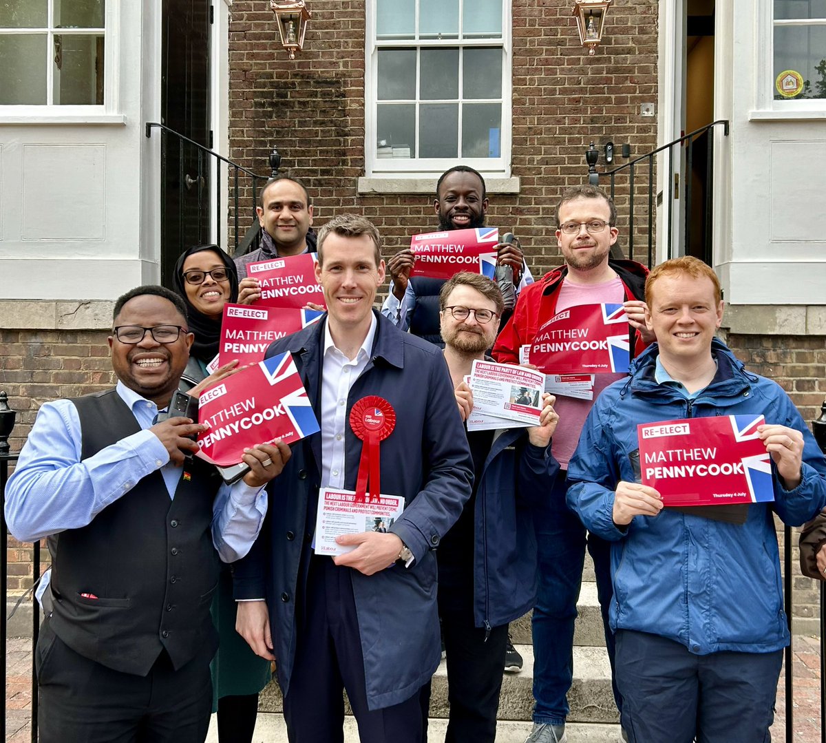 mtpennycook's tweet photo. Out on the Woolwich Dockyard Estate this evening. 

Thanks to all the residents who gave up their time to speak to us. 

Vote for change. Vote Labour on Thursday 4 July 🌹 https://t.co/h95u3vDawg