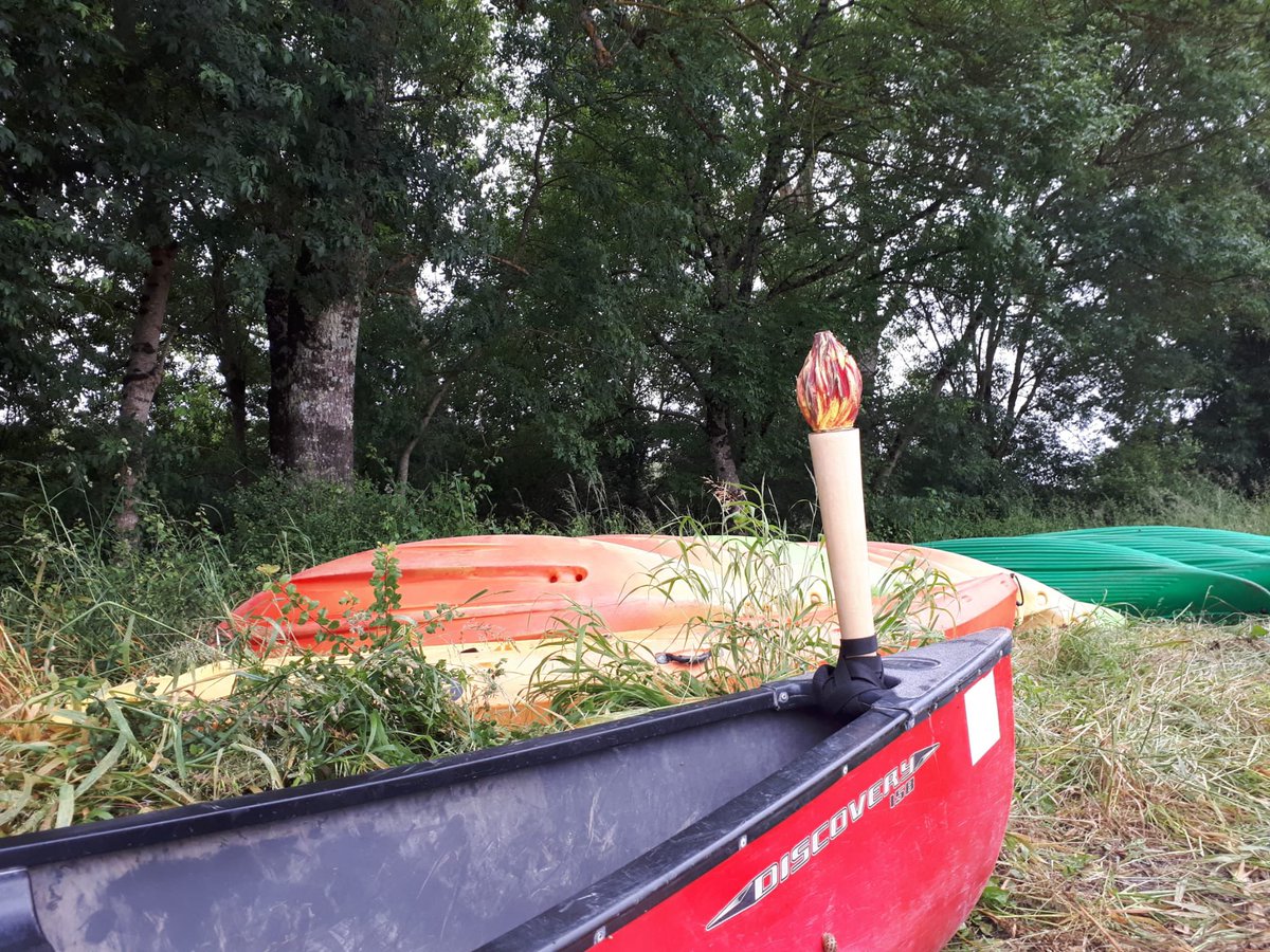 EcoleBrie17520's tweet photo. 1er relais de la descente de la Seugne avec la flamme olympique - Chaunac/Champagnac/Jonzac - réalisé avec succès. Merci à Nico, Clément et @JbMassicot 
Merci à la CDCHS 17
Merci aux parents 
et bravo à tous ! 
#JO2024 #belleaventure https://t.co/CgwfFFvyZu