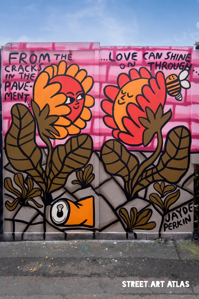 StreetArtAtlas's tweet image. HIT THE NORTH 24
@jaydeperkin 
'FROM THE CRACKS IN THE PAVEMENT ... LOVE CAN SHINE ON THROUGH'
@SeedheadArts

📍Kent Street, Belfast, Northern Ireland

#HTN24 #hitthenorth #belfaststreetart #streetart #seedheadarts #visitbelfast #streetartatlas