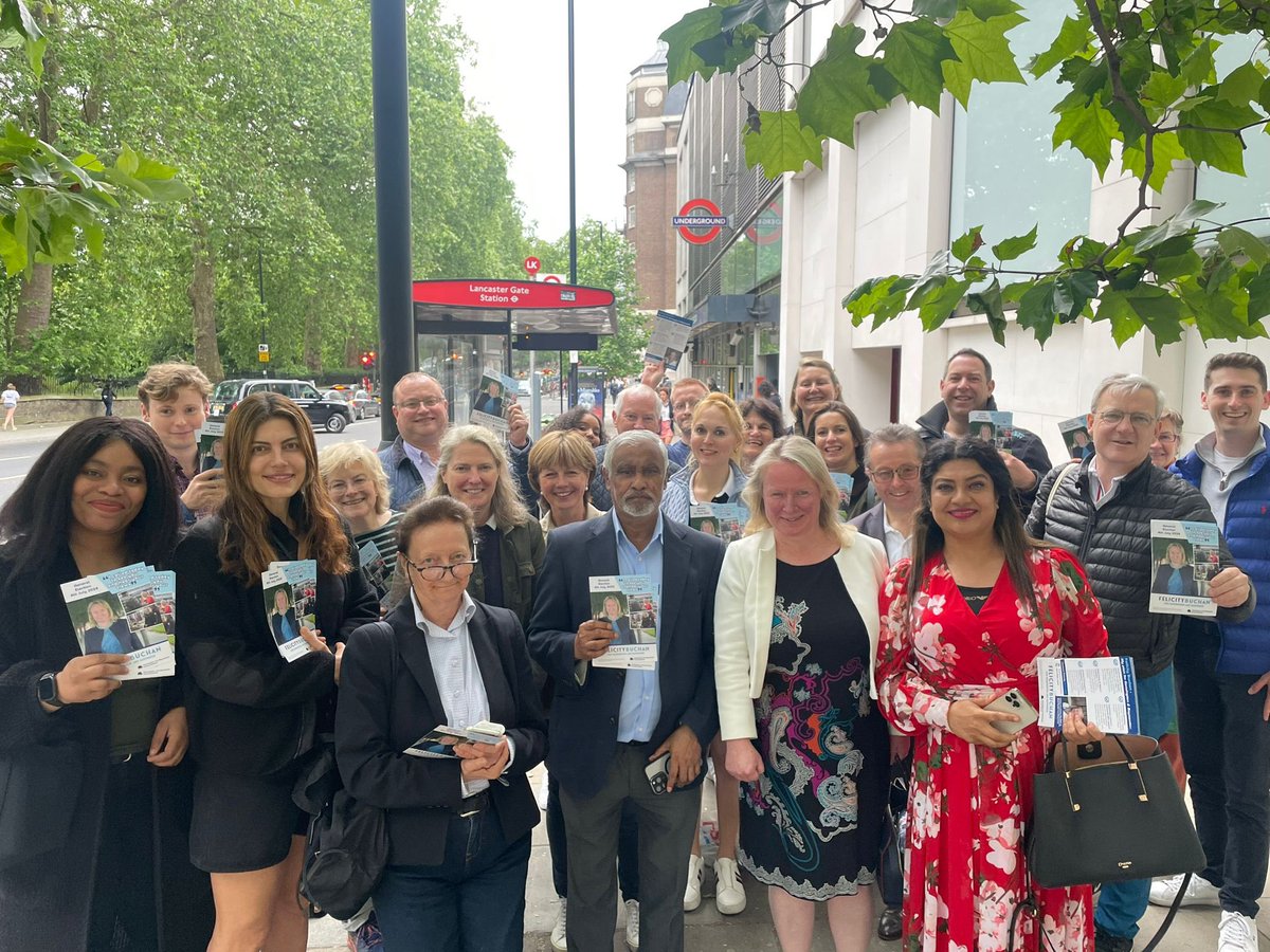 Lorraine__Dean's tweet image. Out tonight campaigning for @FelicityBuchan in #LancasterGate
Great candidate for Kensington and Bayswater @TeamLondonUK #walking2win