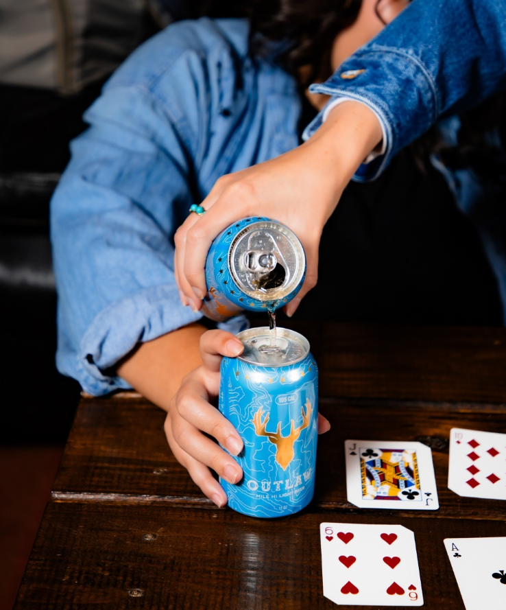 gmdistributors's tweet photo. Say hello to our newest edition! Outlaw Mile Hi Light Beer is an affordable, domestic beer brewed in Colorado and now available in a store near you 🦌

#Outlaw #gmdistributors https://t.co/5tcyUzqaWF