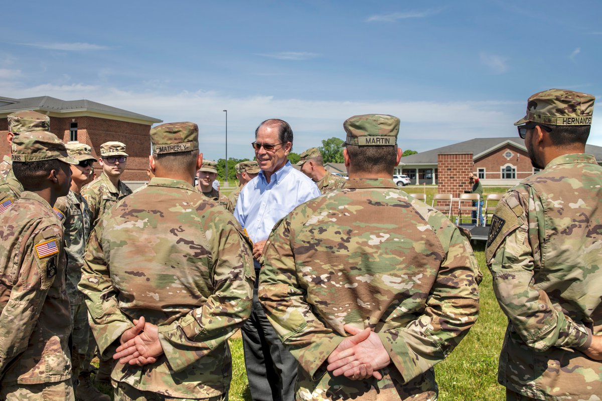 GovBraun's tweet photo. It was an honor to address members of the @NationalGuardIN 252nd Support Maintenance Company before they depart for Kuwait. Their work is critical to mission success. Thank you soldiers for your service and sacrifice to our great nation!