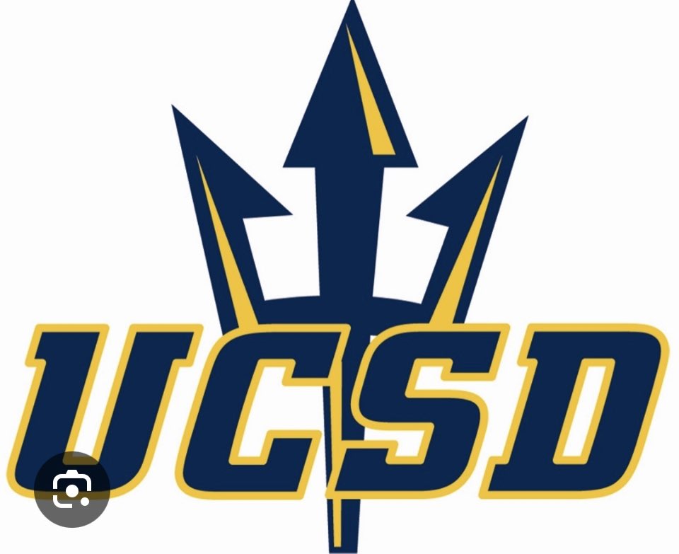 ChabotBasketbal's tweet photo. Coast North Conference MVP /Conference Leading scorer/ All State/ Gladiator 6’4 Sophomore G Zach Broadous is visiting (UC San Diego Division 1) Today Tuesday June 4, 2024.
@CoachCodyHop 
@JucoRecruiting 
@JUCOadvocate 
@sgnlthelgthoops 
@LA_Premier_Prep 
@zachhhb https://t.co/wDDnkXh2nq