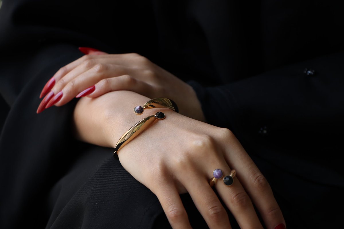 Ahmmeed_bn's tweet photo. تعاون انيق جداً 

بين superoro
 احد مصانع الماركه الشهيره cartier
و 
علامة حسين البقشي 

من اجمل الاشياء الي صارت في مسيرتي العمليه https://t.co/zMMWo9uXr5