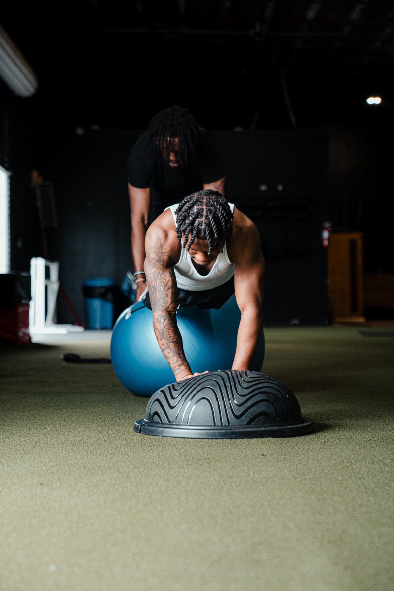 _dwilll_'s tweet photo. This run personal. 🔜 https://t.co/URUVpYfurt