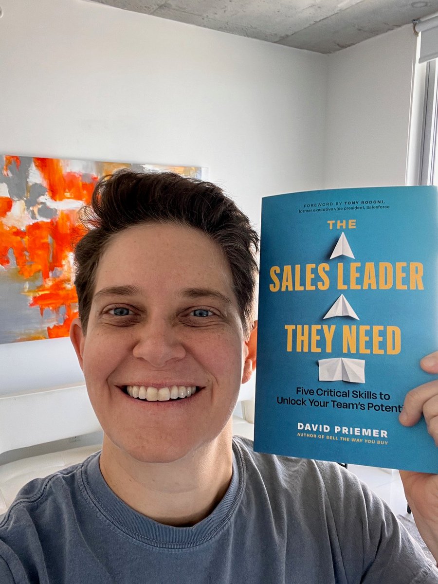 dorieclark's tweet photo. How do you become the type of leader that your team would fight to work with you again?

Look no further for the answer than @dpriemer's newest book, The Sales Leader They Need! 

You'll learn the fundamentals of leadership to help your team, business, and careers grow. https://t.co/Au6NwgXERo