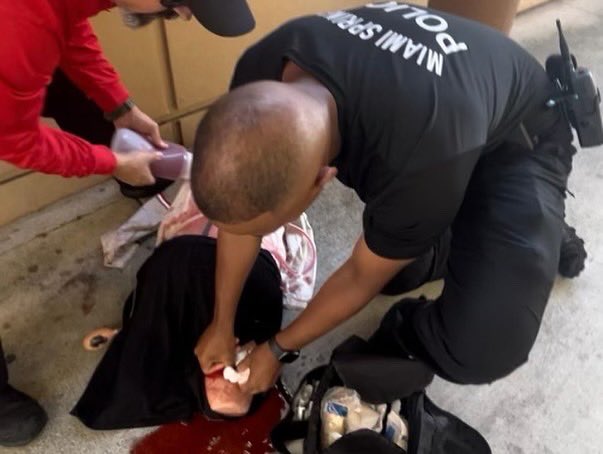 MedleyPolice's tweet photo. Thrilled to collaborate with Miami Springs PD today, empowering officers with crucial first aid training. Working together for safer communities! 💪🚔 #CommunityFirstAid #MiamiSpringsPD https://t.co/iT3zooLLa5