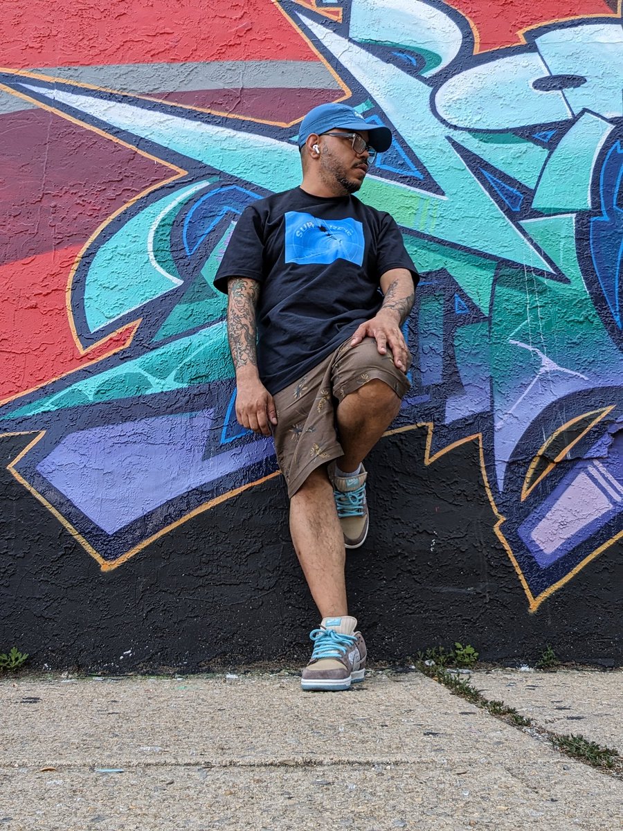Sn3ak3r_Fr3ak3r's tweet photo. #OOTD #WDYWT today's UnDS: Big Money Savings .. hot take but I'm saying this now .. this is definitely a heavy contender for #SOTY .. #YourSneakersAreDope #KOTD #SneakerAdmirals #NikeSB #NSBOrg #StashedBoxes .. grateful for that FCFS https://t.co/3k39Rs9Dum