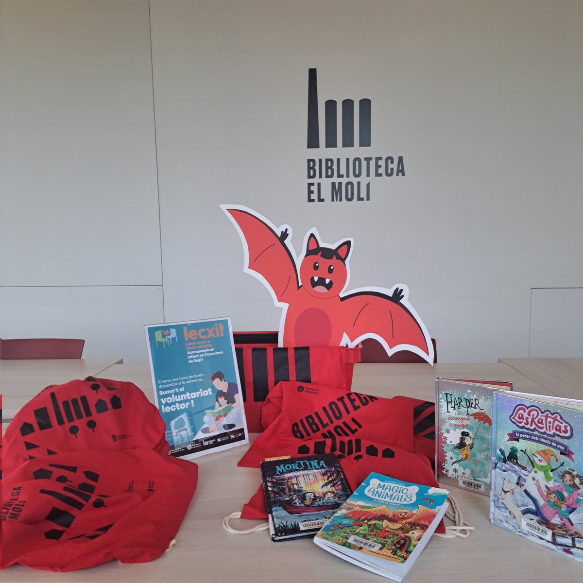 bibliomolins's tweet photo. Avui hem celebrat la cloenda de la 1a edició del Programa #LECXIT a la #BibliotecaelMolí, que reforça la comprensió lectora. 

👫 Enguany ha donat suport a 5 infants de #MolinsdeRei. 

♥️ Moltes gràcies a tots per la vostra participació!

@AjMolinsdeRei @FundacioBofill @lecxit https://t.co/Za9eAMWuYp