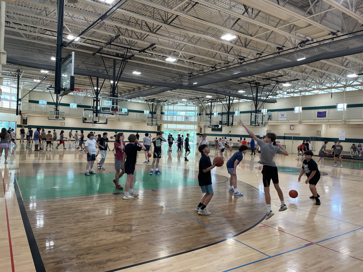 LBMS_Westlake's tweet photo. Our 8th graders had an awesome time at the Westlake Recreation Center for their field day today! https://t.co/xNdzTjVPOG