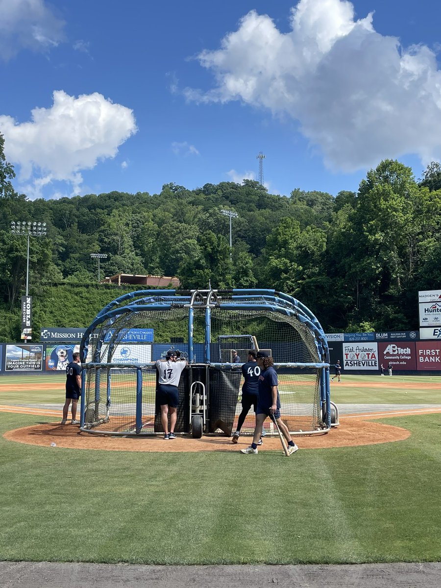 Asheville Tourists tweet media