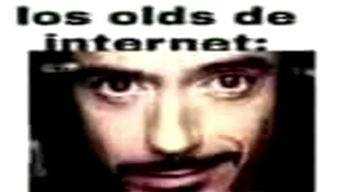 girbsn's tweet photo. @LIENDo_ART Juntaron dos creepypastas en una, eso es como si dijera que slenderman es un chabon que se quemo y se hizo una sonrisa, un insulto para los olds de internet https://t.co/AEc7bqxaea