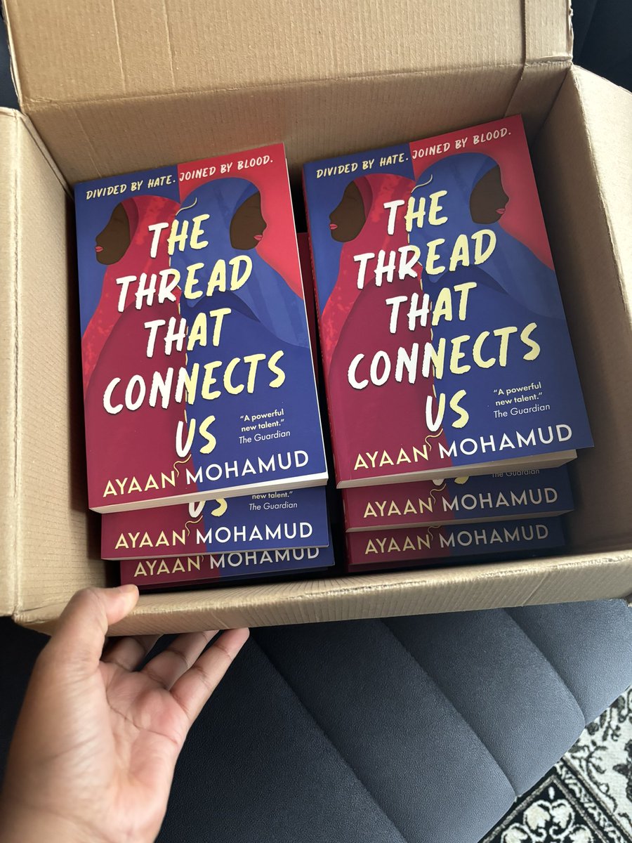 ayaan_moham's tweet photo. What an unbelievable feeling to hold a second book baby in my hands. Alhamdulilah, I will never take this for granted ❤️ https://t.co/RVq4lytquc
