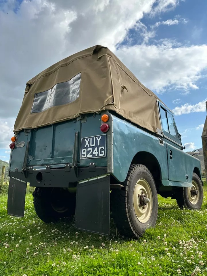 LandyStore's tweet image. Ad:  1969 Land Rover Series 2a
On eBay here --&amp;gt;&amp;gt; ow.ly/A97y50S8WpP

 #LandRoverSeries2a #ClassicCarsForSale #VintageCar #OffroadLife #CarRestoration #Vintage4x4 #LandRoverLove #ClassicCarCollector
