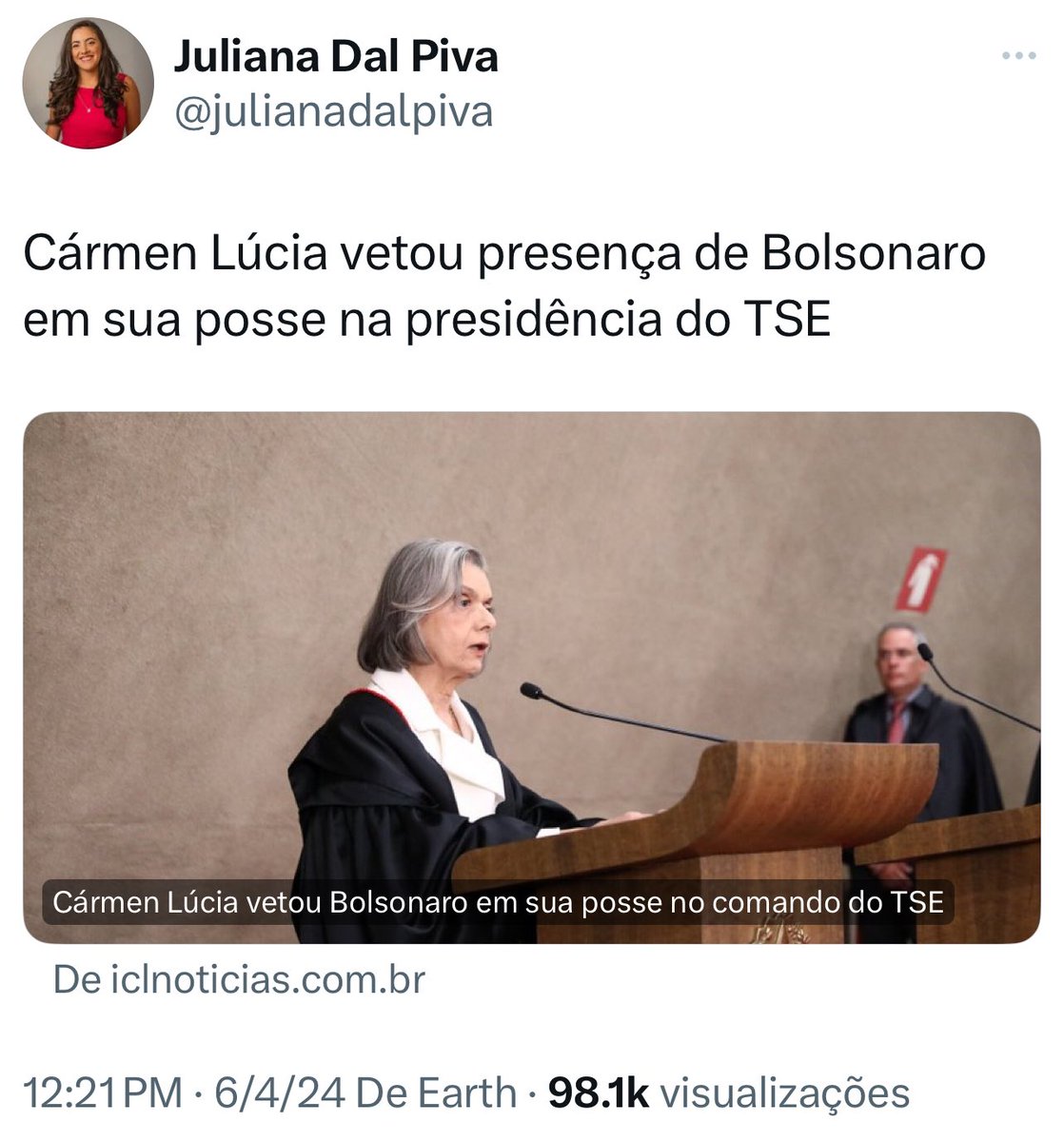 flaviogordon's tweet photo. A pergunta é: Bolsonaro queria ir nessa papagaiada? https://t.co/TLMc2yoYrI