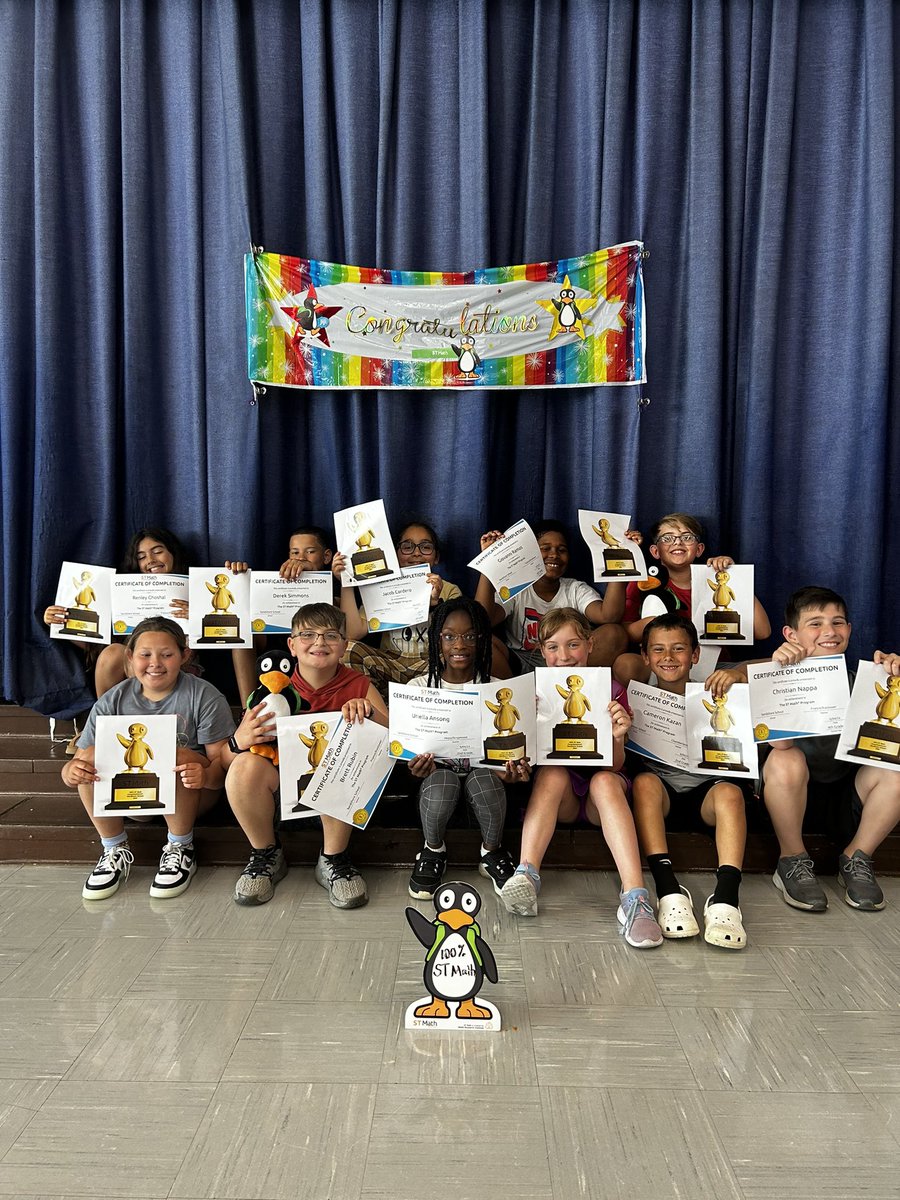 100% #STMath <a href="/MOSandshore/">Mount Olive Sandshore School</a>!! We have a little over 200 students on the wall of fame! We have also reached 100% as a school for the second year in a row. Amazing!!! <a href="/kristymc24/">𝒦𝓇𝒾𝓈𝓉𝓎 𝑀𝒸𝐹𝒶𝓇𝓁𝒶𝓃𝑒</a> <a href="/Jen1Curry/">Jennifer Curry</a> <a href="/MINDEduOrg/">MIND Education | Creators of ST Math</a>