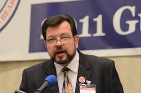 aarmark's tweet photo. Today's Armed American Radio's #dailydefense show, @aarmark welcomes Author & Writer - "The War on Guns", @dcodrea. Join in and see what they have to discuss on the latest in 2A news!

Hope to see you there!
Mon-Fri, 4-6p EST/1-3p PST

WATCH & CHAT LIVE - https://t.co/NcxKOg4RFn
If you're driving PLEASE listen LIVE - https://t.co/gXRP9L6wbE

Presented by @Xinsurance from the @sigsauerinc  Studios and sponsored by @DanielDefense, @PatriotMobile, @KahrFirearmsGroup, @AmmoSquared, @BudsGunShop, @LibertyCigars & many more!

#aarradio #armedamericanradio #sigsauer #xinsurance #danieldefense #PatriotMobile #ammosquared #budsguns #libertycigars #WeThePeople #gunrights #2anews #2a #secondamendment #2AShallNotBeInfringed #righttobeararms #radio #freedom