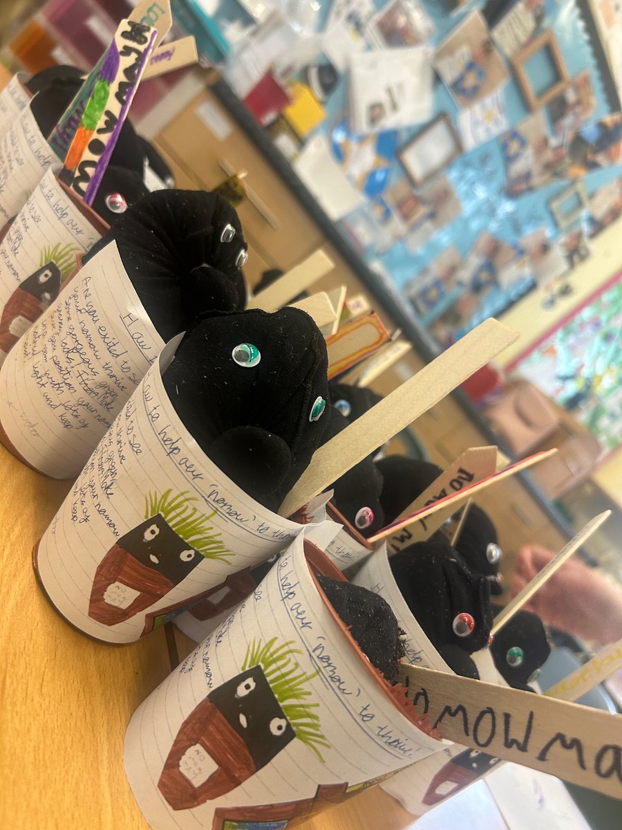 Ysgol Bro Banw (@brobanw) on Twitter photo Year 3 have been looking closely at the decline of insects throughout our community & the impact frequent grass cutting has. We created our ‘nomows’ to promote #nomowmay!We are so impressed how well you have looked after them over half term! <a href="/a_mwnci/">Man a Man a Mwnci</a> <a href="/Love_plants/">Plantlife</a> <a href="/EcoSchoolsWales/">Eco-Schools Wales</a> Year 3 have been looking closely at the decline of insects throughout our community & the impact frequent grass cutting has. We created our ‘nomows’ to promote #nomowmay!We are so impressed how well you have looked after them over half term! <a href="/a_mwnci/">Man a Man a Mwnci</a> <a href="/Love_plants/">Plantlife</a> <a href="/EcoSchoolsWales/">Eco-Schools Wales</a>