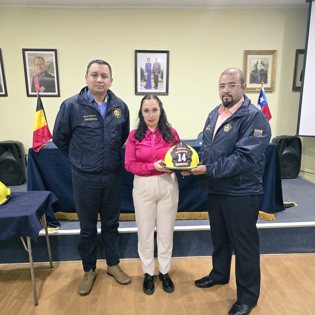 Decimocuarta Compañía de Bomberos Valparaíso tweet media