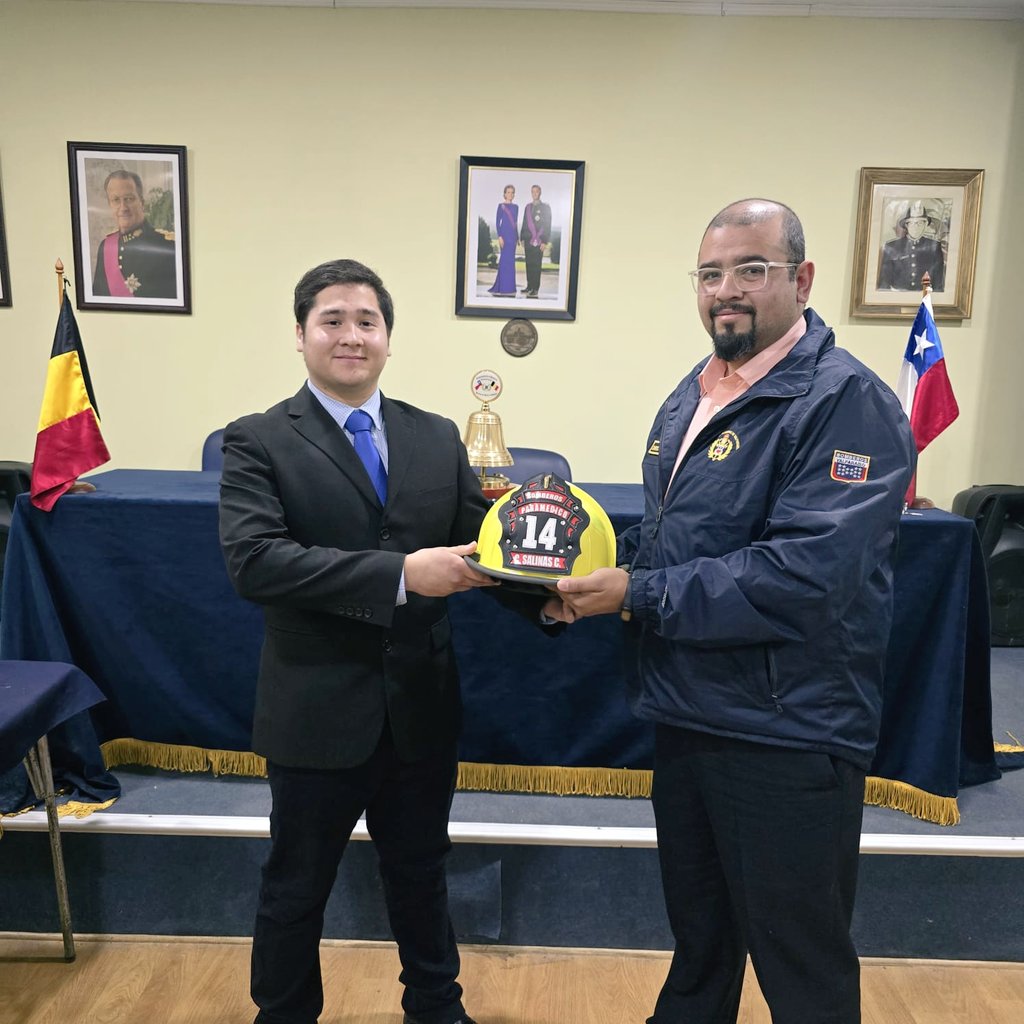 Decimocuarta Compañía de Bomberos Valparaíso tweet media