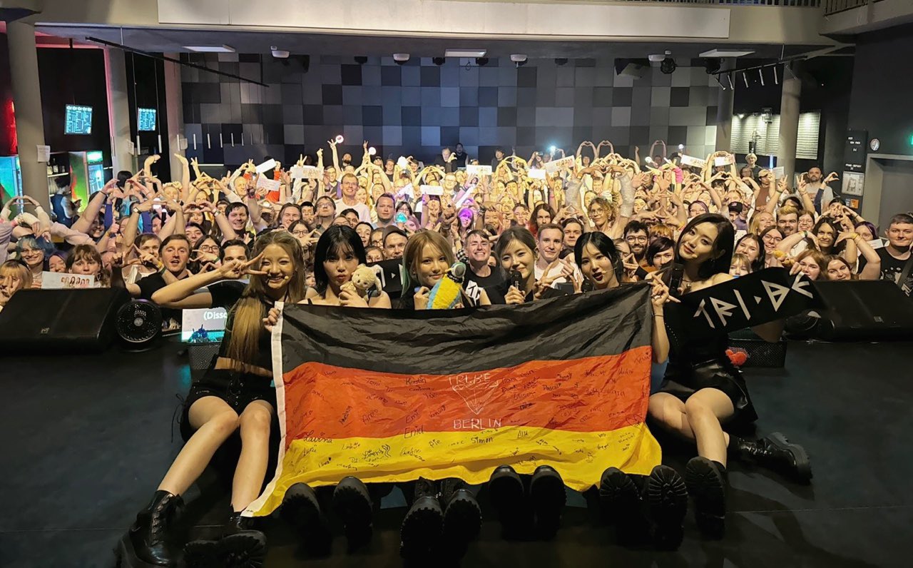 GPQSkblb0AAm1u9?format=jpg&name=large