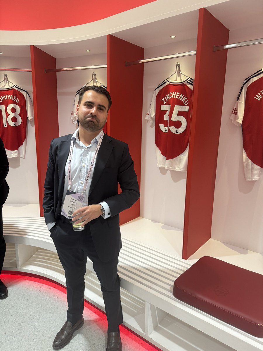 Rob Mills tweet media