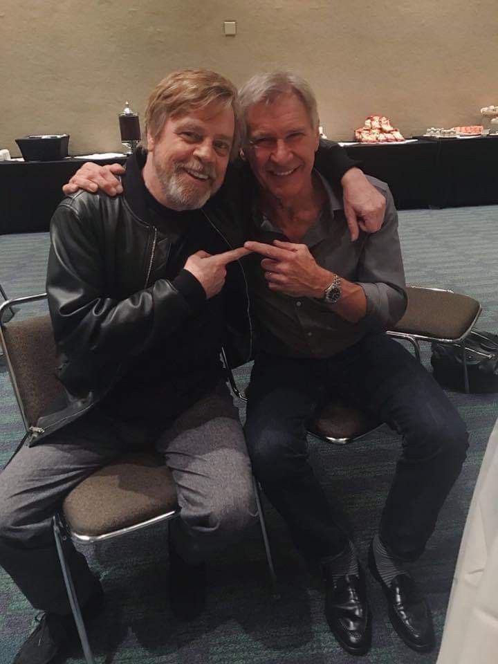 These two. 💙

#StarWars
