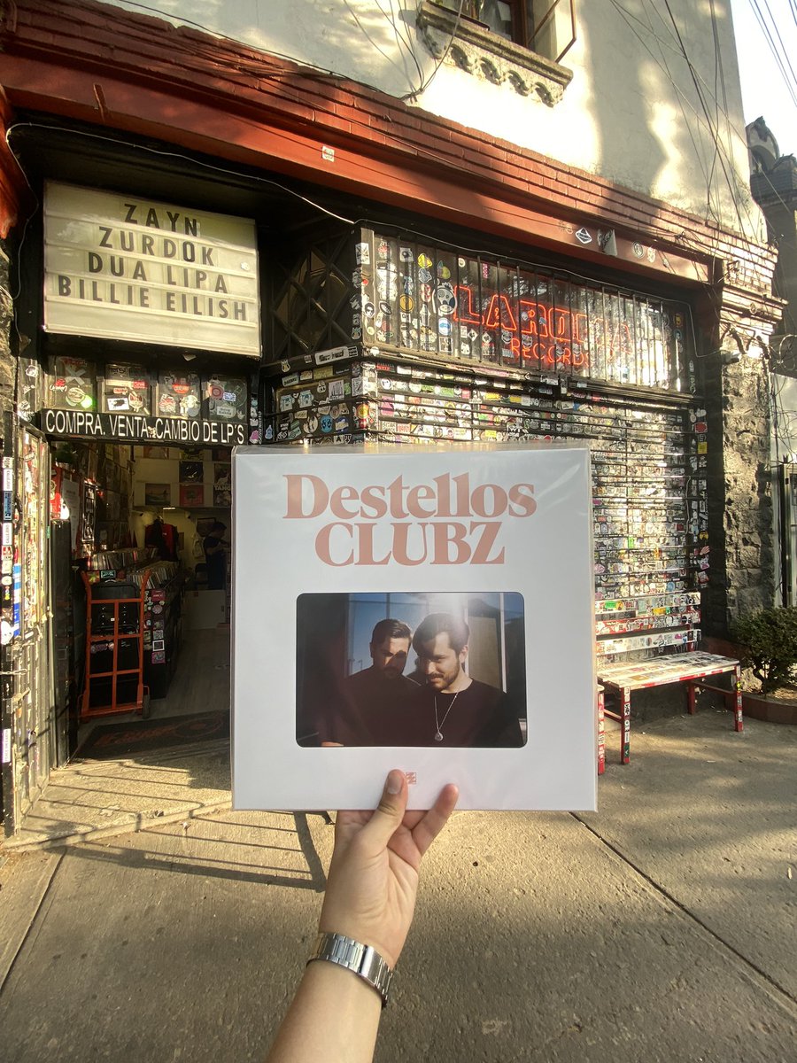 Buen Día Records (@buendiarecords) on Twitter photo Ayer dejamos algunas de las últimas copias del “Destellos Extended” en <a href="/LaRomaRecords/">La Roma Records</a> ⚡️ Ayer dejamos algunas de las últimas copias del “Destellos Extended” en <a href="/LaRomaRecords/">La Roma Records</a> ⚡️