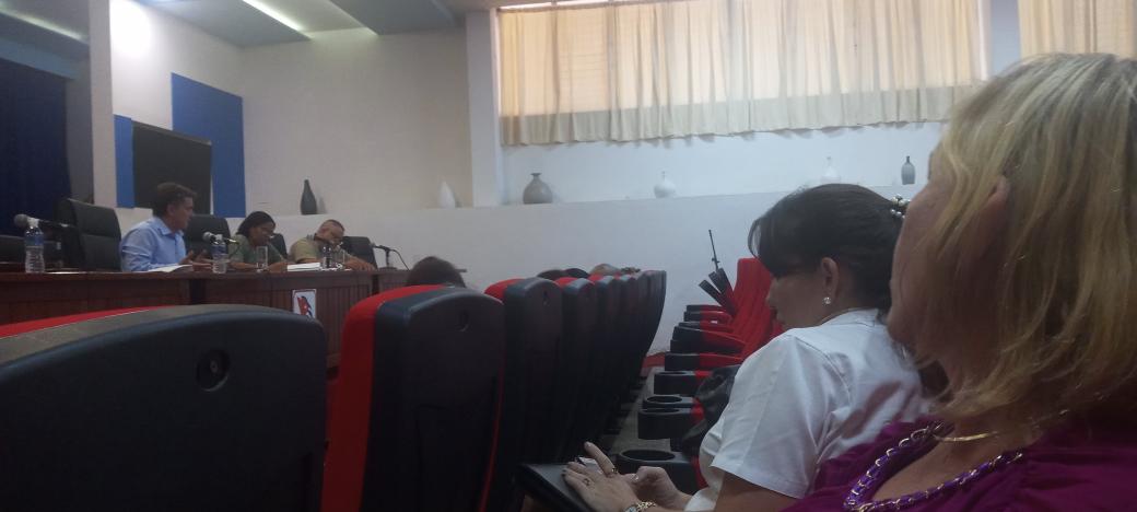 mariofsabines's tweet photo. 👉Con gran impacto en la provincia se evalúa en intercambio con las empresas con pérdidas en Matanzas, se trazan estrategias para salir de las estas, a partir de las diferentes producciones y los encadenamientos
#Matanzas #MatancerosEnVictoria https://t.co/HXCyeMuvOT