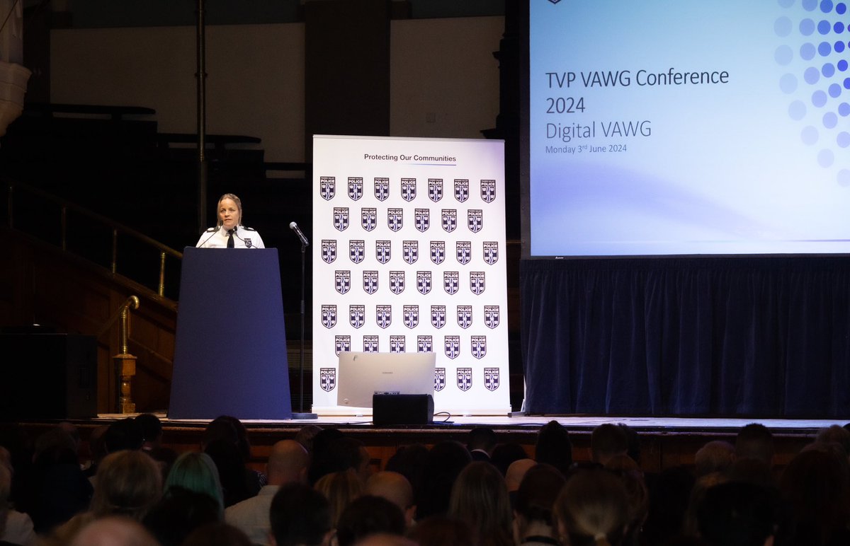ktbg1's tweet photo. Yesterday I hosted the @ThamesVP VAWG conference. 
Our 3rd event was about online VAWG &amp; we had over 400 in attendance inc.  over 100 schools to listen to amazing talks including @LoveIsland
@georgiaharisonx on revenge porn. 
Thanks all who attended!
@CCJasonHogg @matthew_barber https://t.co/8XbTzGrtvZ