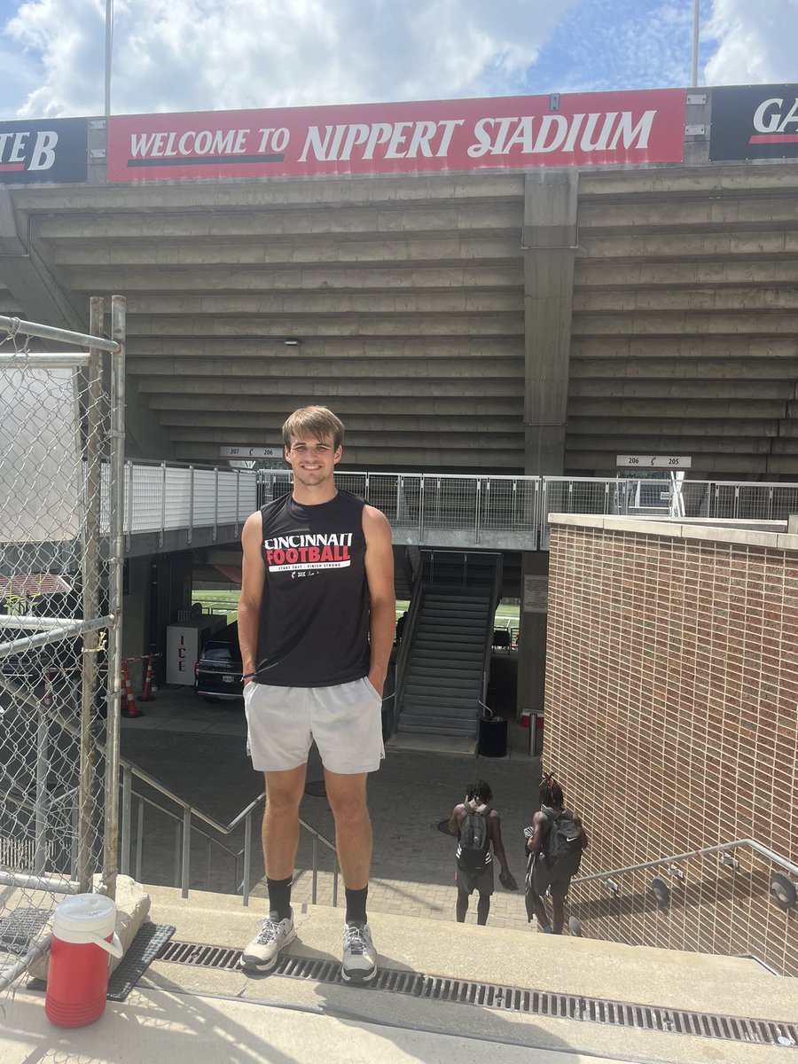 WSteger80101's tweet photo. Had a great time today at Nippert Stadium. Huge thanks to @CoachSattUC and @GoBearcatsFB  for hosting. https://t.co/xOUMKERwsg