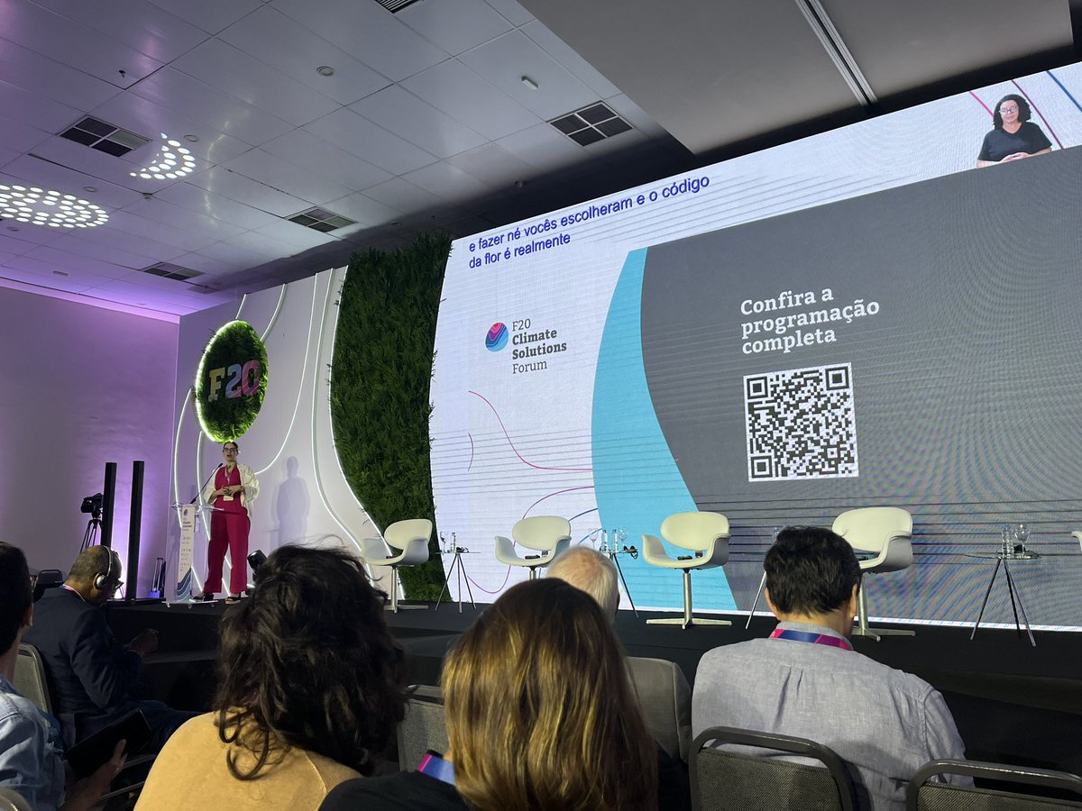 FabianaMenna's tweet photo. Empezando el F20 Climate Solutions Forum , debatiendo sobre el rol estratégico de la filantropía para acelerar las soluciones para enfrentar la crisis climática! #F20RioCSF @redeschaco @fgranchaco @Avina_GranChaco @g20org https://t.co/NNZn47i8lK