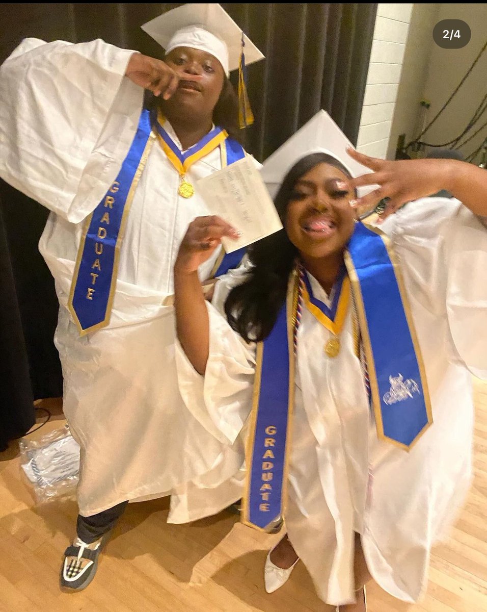 LilWhyna's tweet image. SHE SAY OH YOU RICH RICH … 
Tim i did itttttttttt #lltim💙