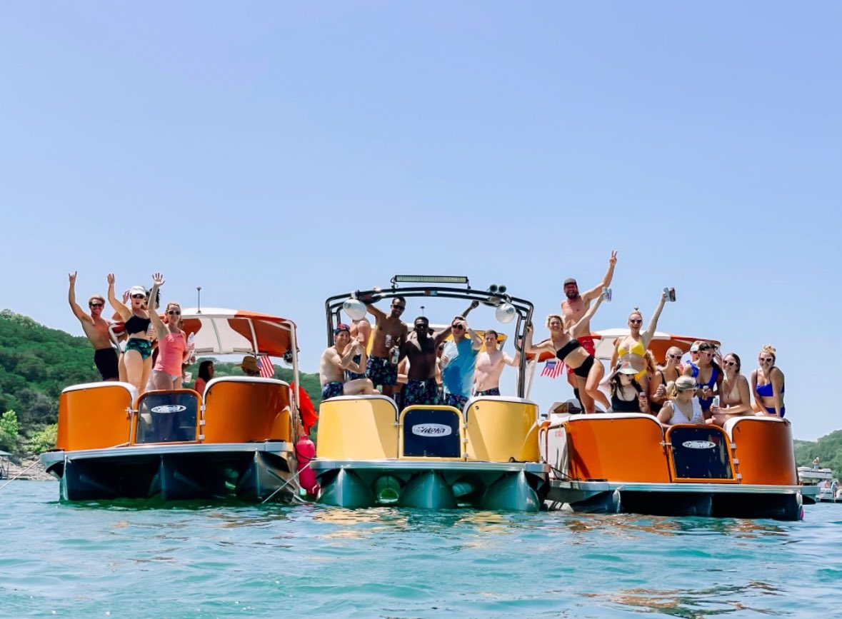 365 Things Austin tweet media